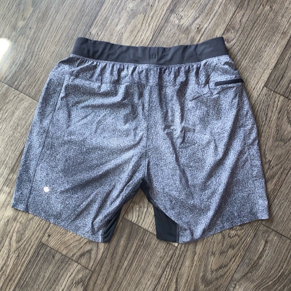 T.H.E Lululemon Men’s Athletic Shorts 9” - Picture 2 of 4